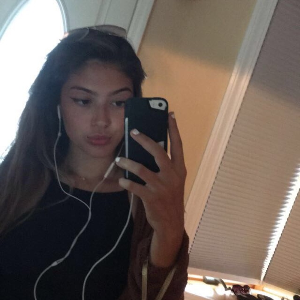 Meet your Posher, Jennie