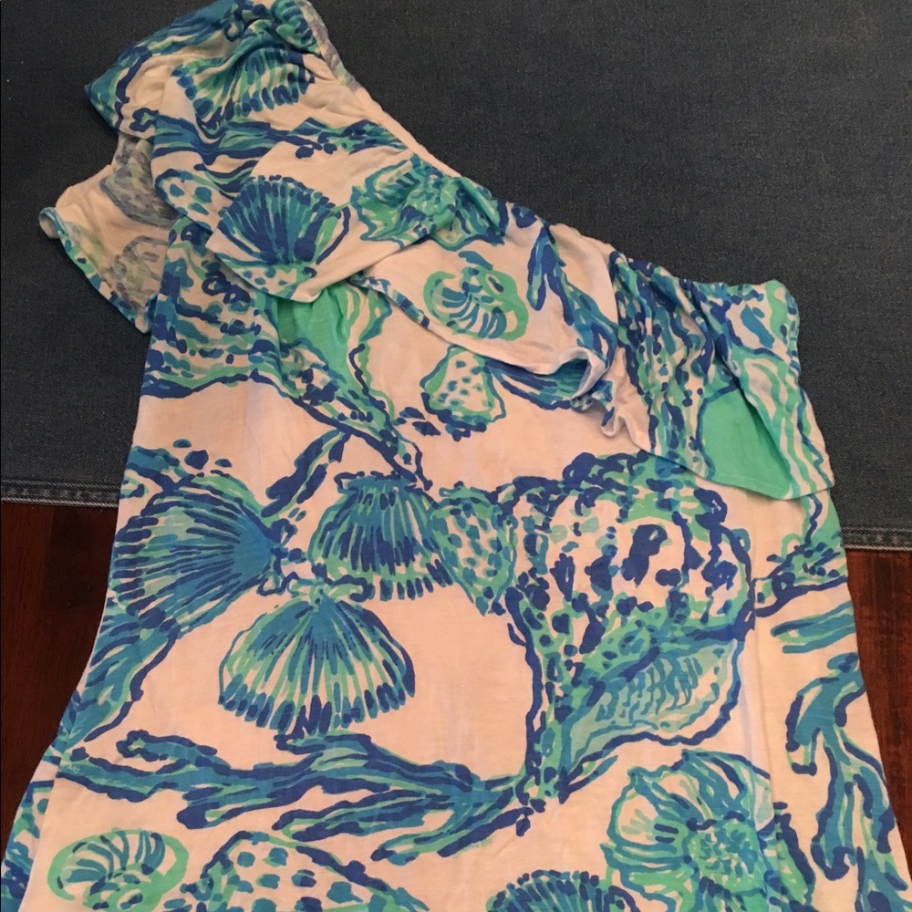 Lily Pulitzer one shoulder shirt