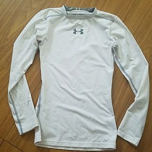 Kids white under armour shirt