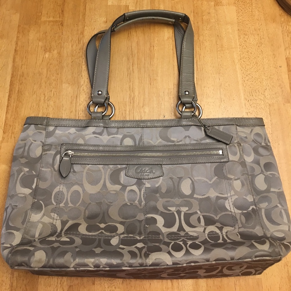Large grey coach bag