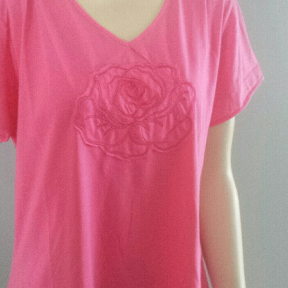 NWT Pretty Top