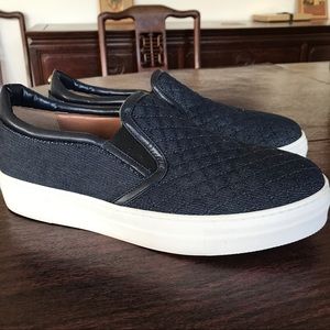 BCBG slip-on sneakers