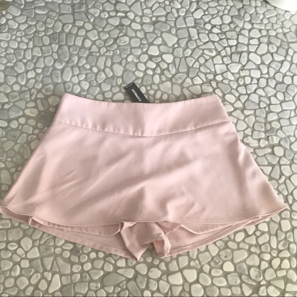 Blush skort! Very cute and great for the summer