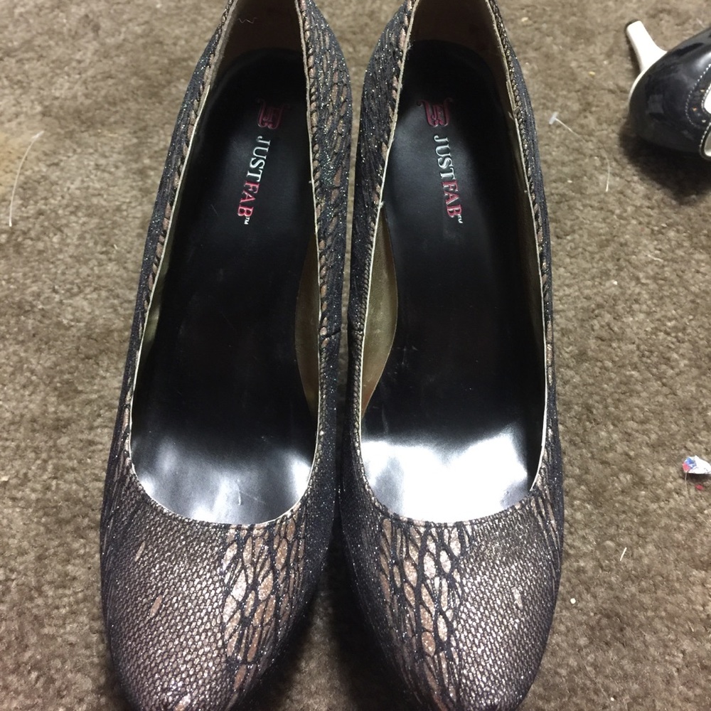 New!! JustFab Miley Tried on once. Gold Fishnet