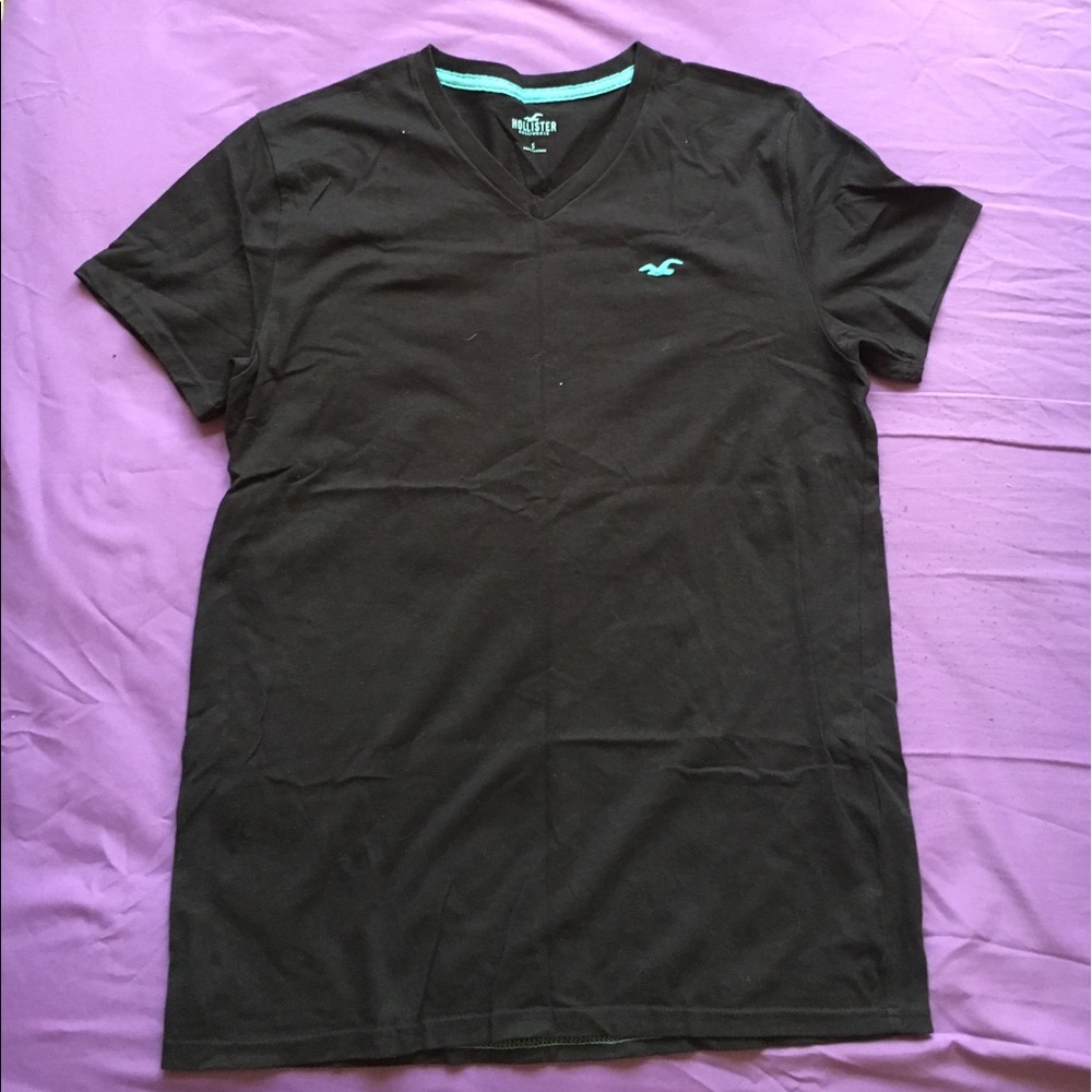 Navy Hollister V Neck