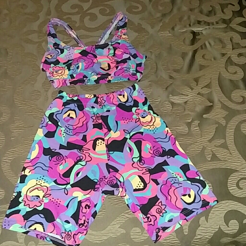 Vintage 80s Workout Set 🍑😍 Bra + Biker Shorts