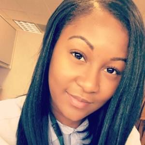 Meet your Posher, Rochelle