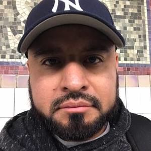 Meet your Posher, Andres