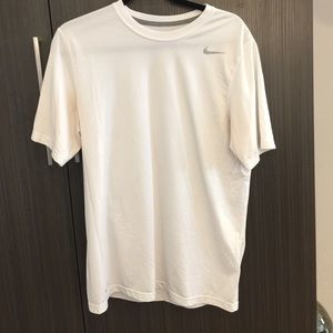 Men's white drifit Nike shirt
