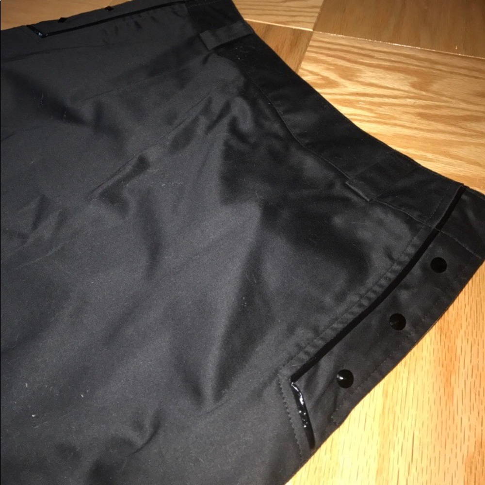 size 6 studded black mini skirt