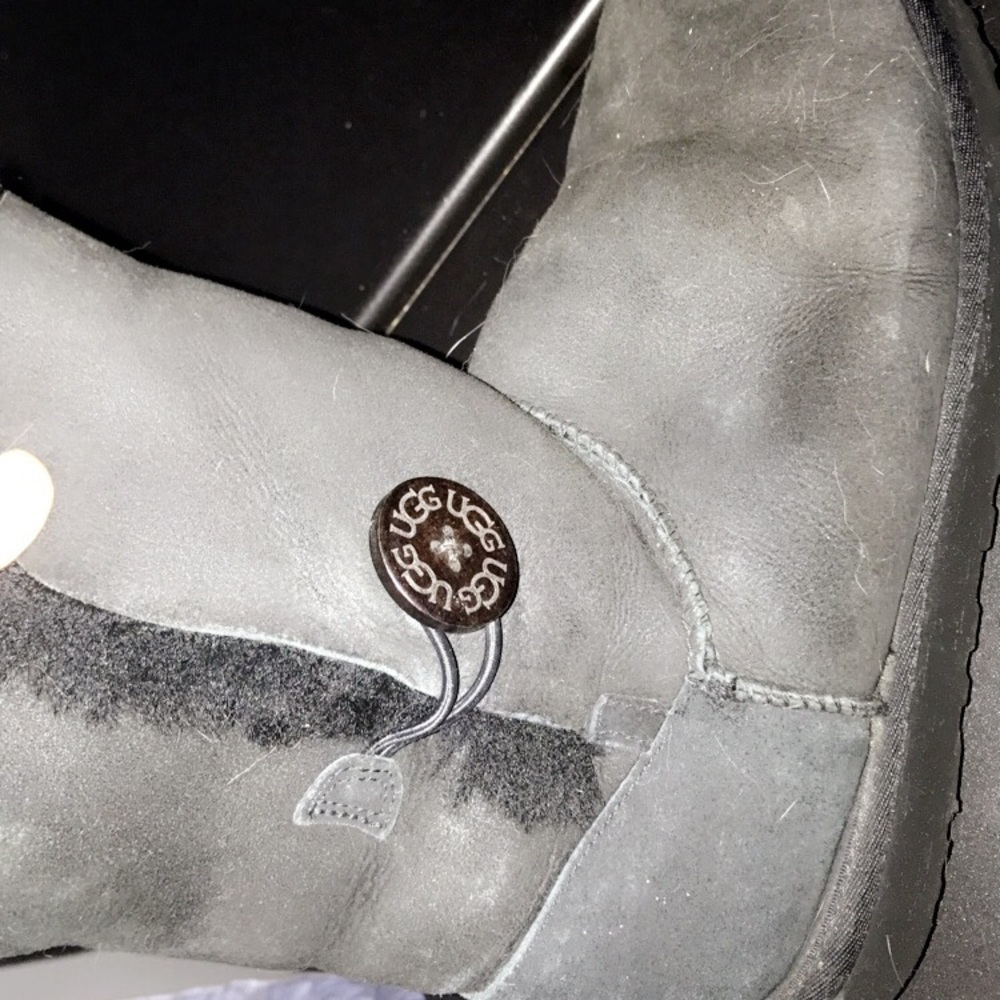 Bailey button ugg boots