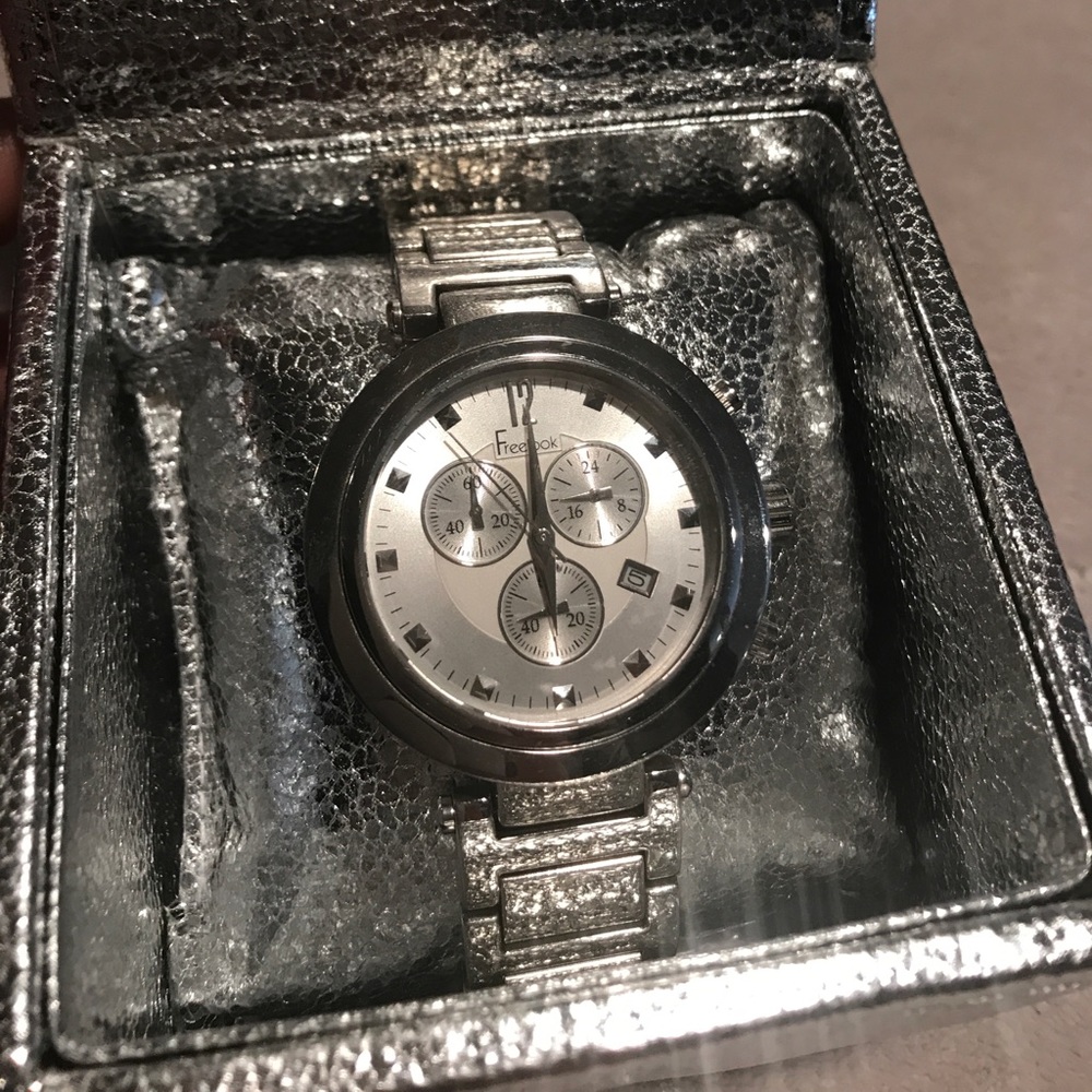 Silver Freelook Watch - Picture 2 of 5