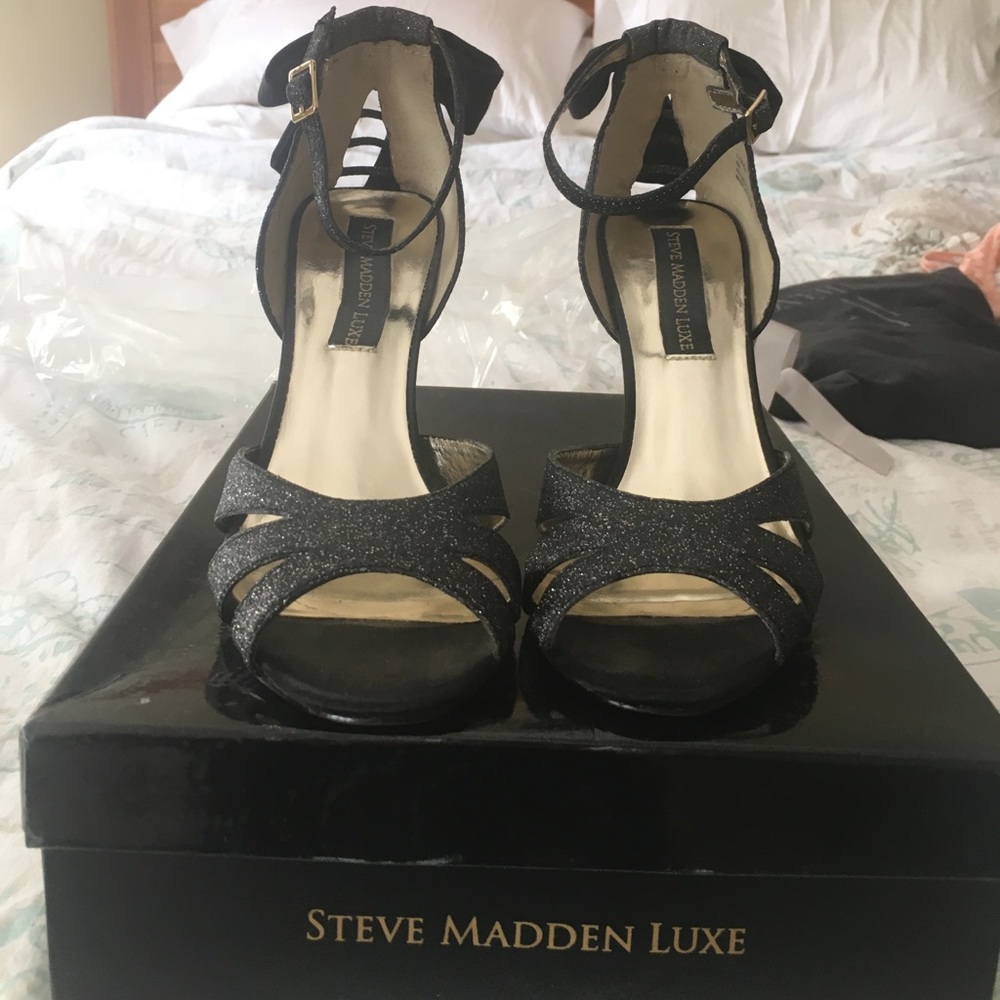 Steve Madden heels