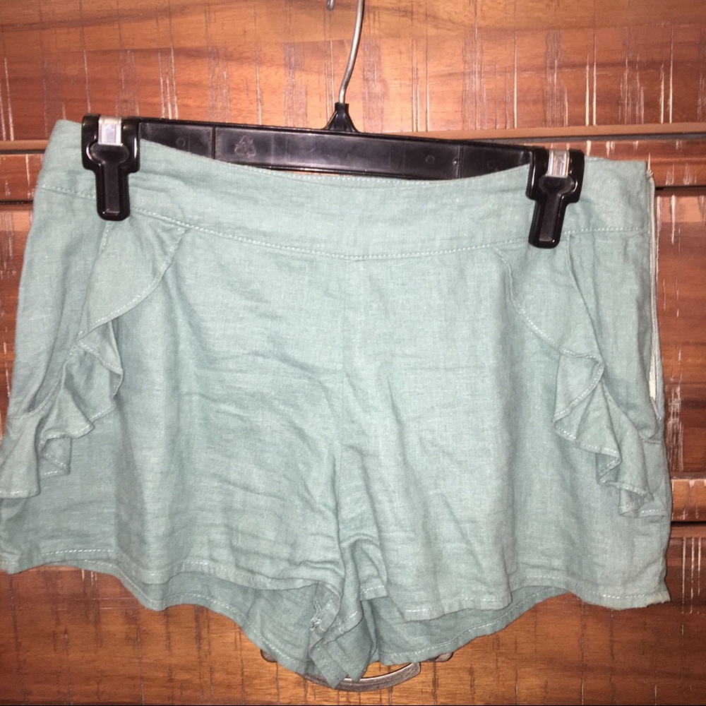 Ruffle pocket flowy summer shorts