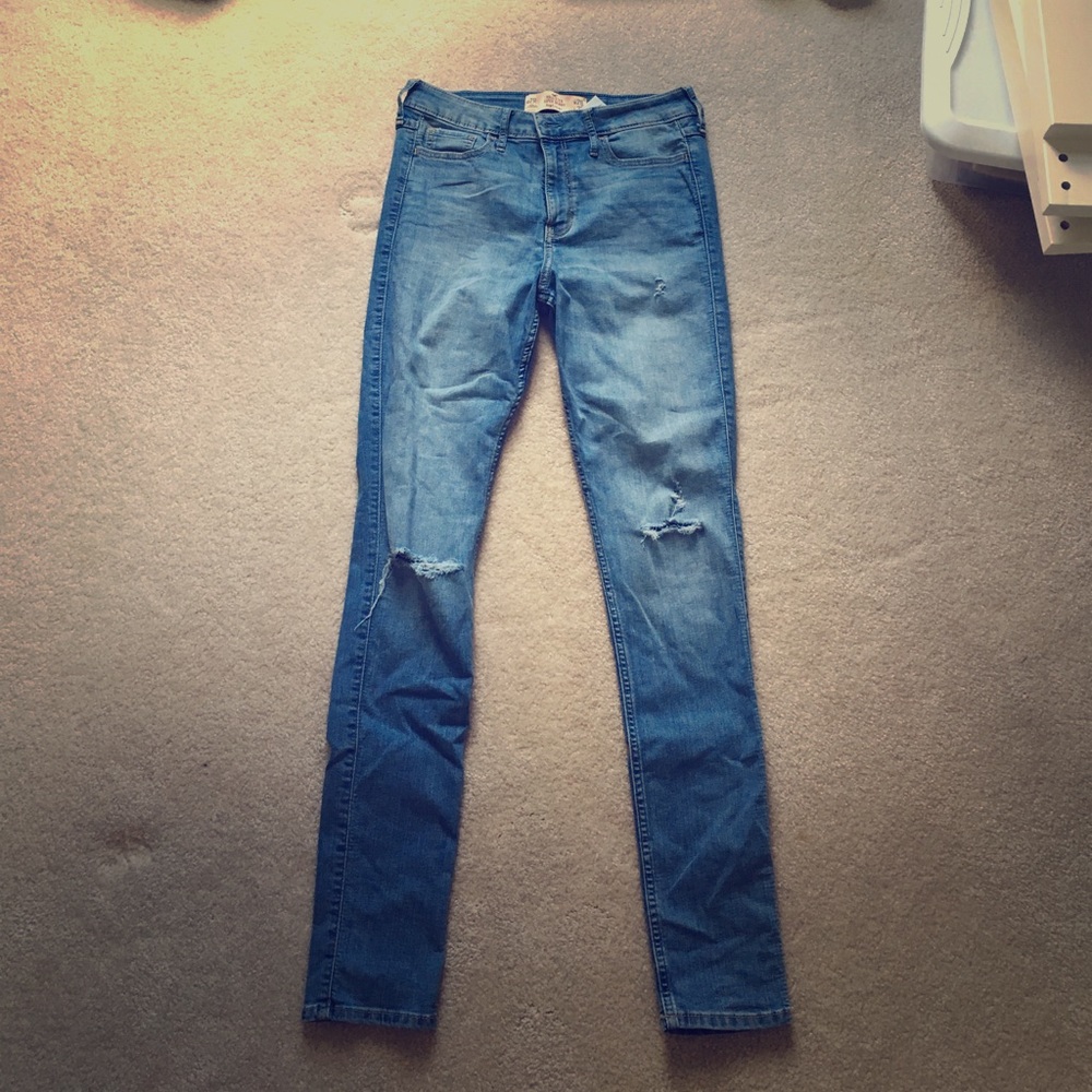High waisted Hollister jeans