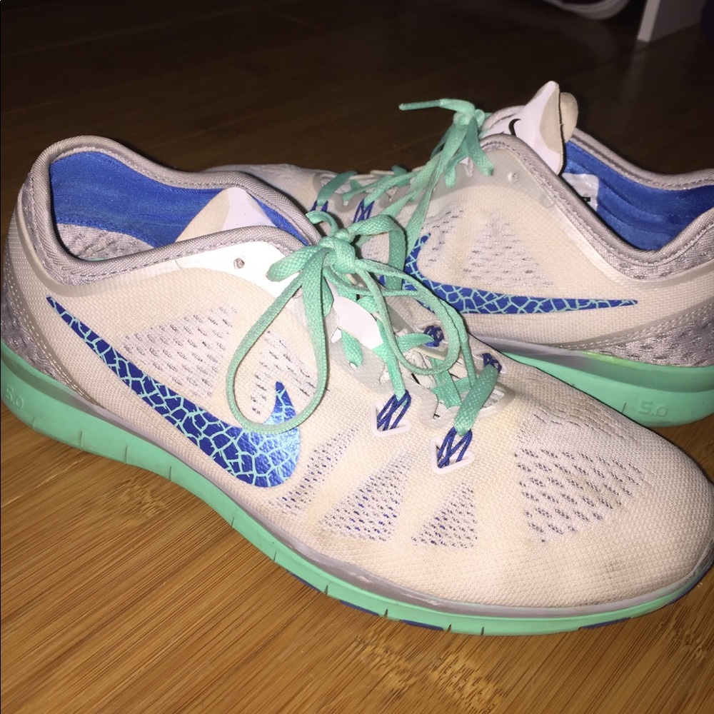 NIKE RUNNING GYM SNEAKERS FREE 5.0