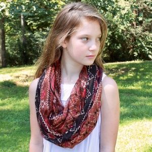 Infinity scarf