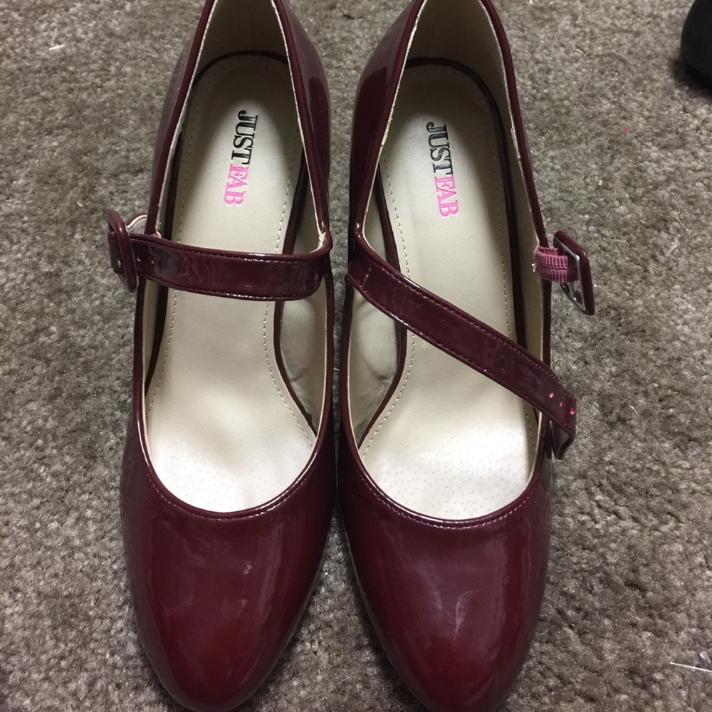 New!! JustFab Henrietta Heels Glossy Maroon