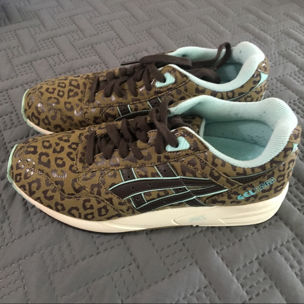 Leopard print asics