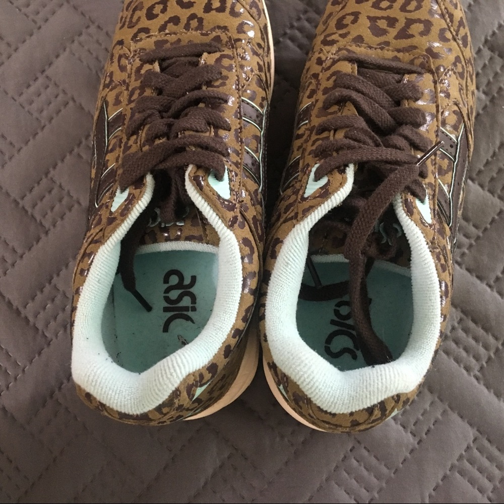 Leopard print asics - Picture 3 of 4
