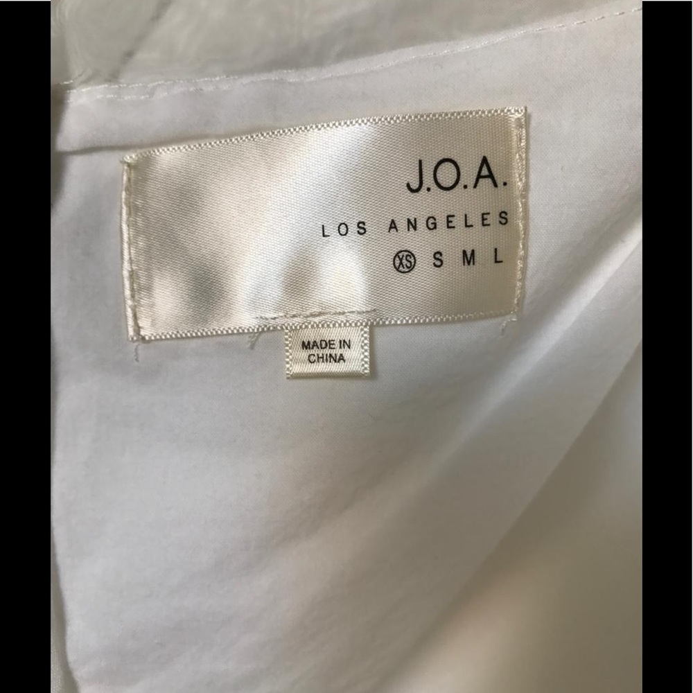 J.O.A white dress - Picture 4 of 4