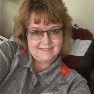 Meet your Posher, Janet