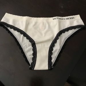 Victoria's Secret Cheekini
