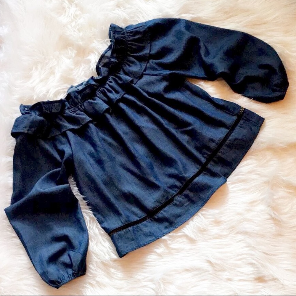 Last One‼️ Denim Chambray Off the Shoulder Top - Picture 4 of 5