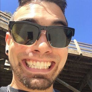 Meet your Posher, James