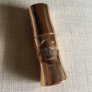 Benefit liquid bronzer