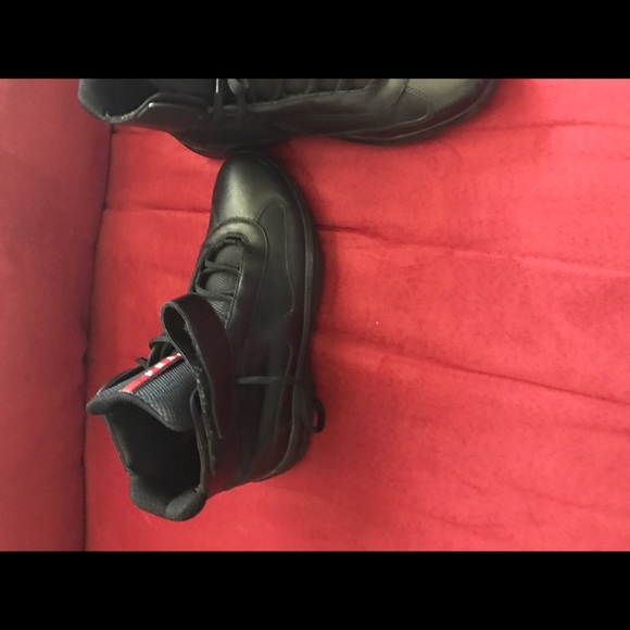 Men's high top Prada sneakers - Picture 2 of 5