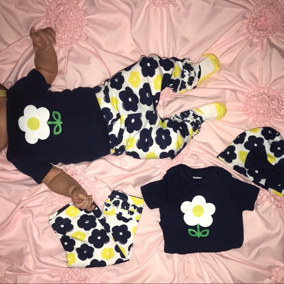 Gerber Other - Gerber's 3-Piece Outfit 0-3 Months Never Worn