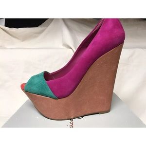 Jessica Simpson Marcos Wedge Heel