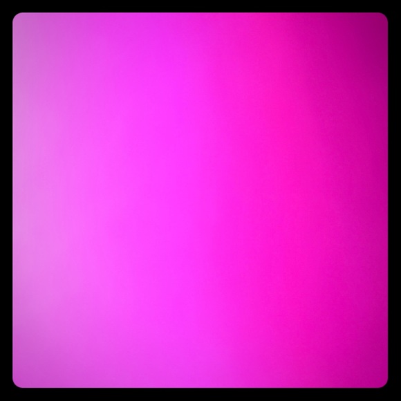 Meet your Posher, Britney - Picture 1 of 1