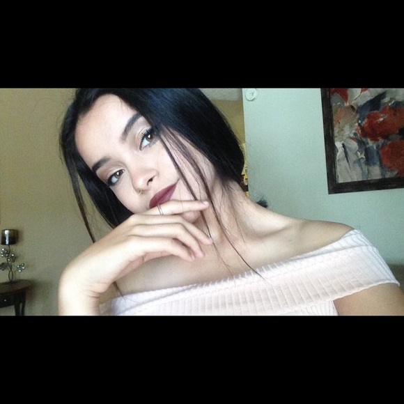 Meet your Posher, Destiny - Picture 3 of 7