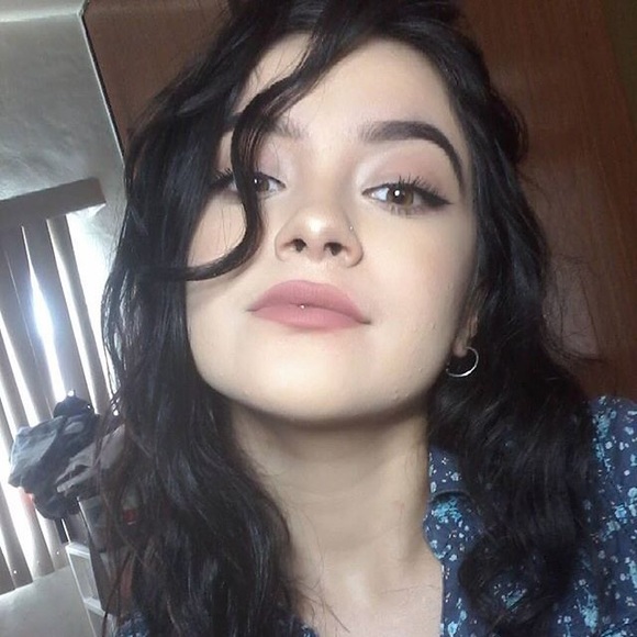 Meet your Posher, Destiny - Picture 5 of 7