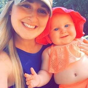 Meet your Posher, Courtney