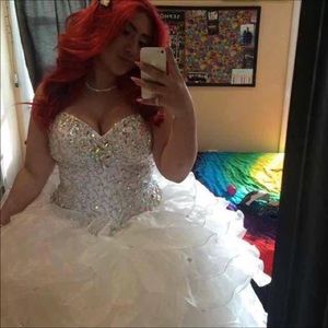 Sweet 16 / prom dress