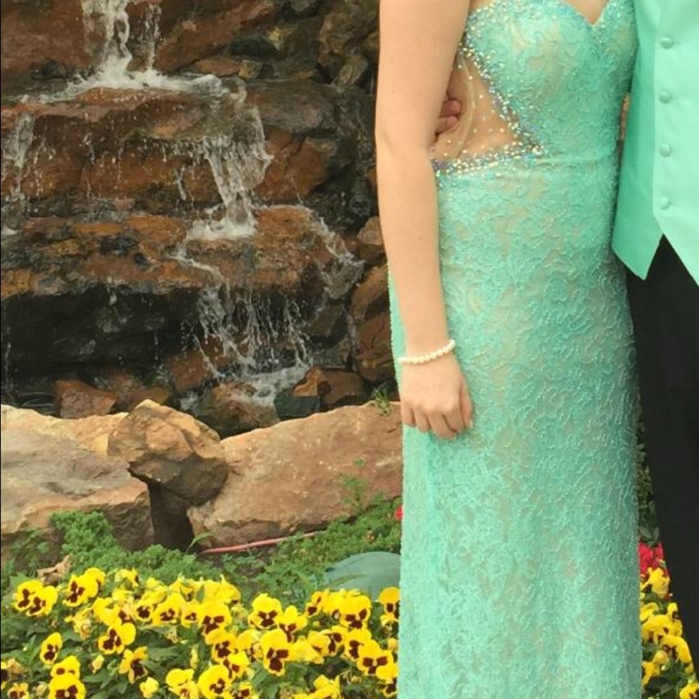 Prom dress