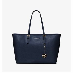 Michael Kors Jet Set Tote (No zippers)