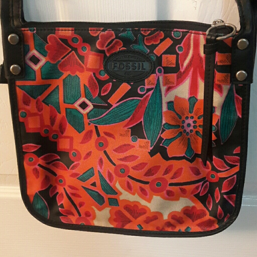 Fossil cross body.