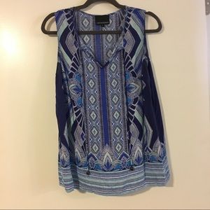 Lightweight sleeveless blouse