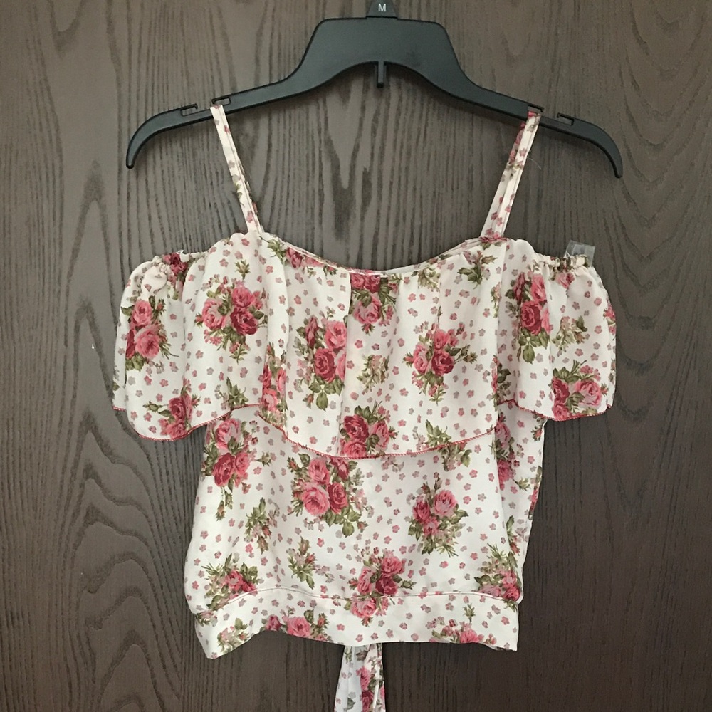 🌸FLORAL OFF SHOULDER CHIFFON TOP 🌸