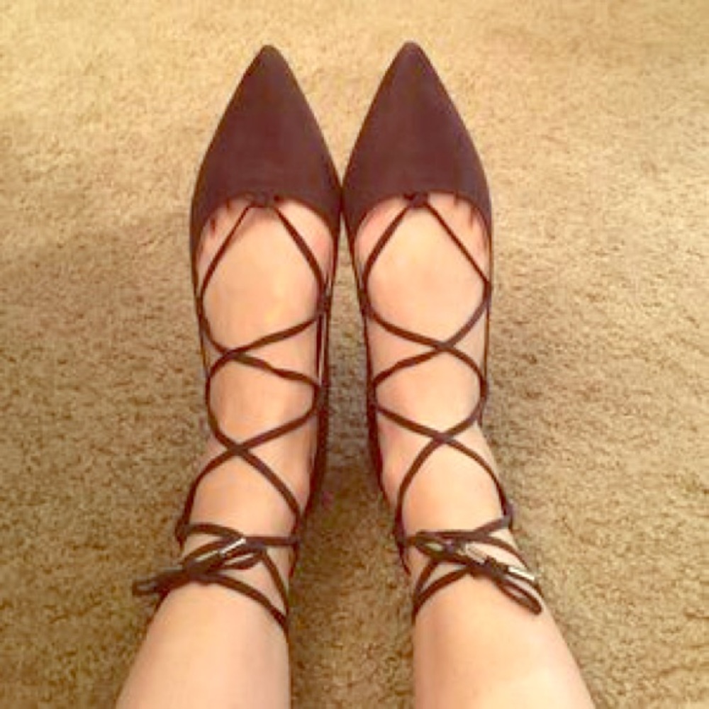 NWT BLACK POINTY TOE LACE-UP FLAT SIZE 9.5😍😍😍😍