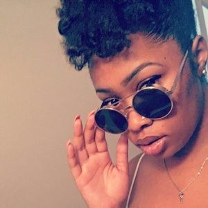 Meet your Posher, Tiyana