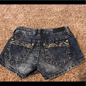 Buckle Daytrip jean shorts