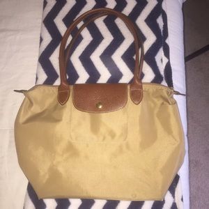 Longchamp Le Pilage Medium Tote - Beige