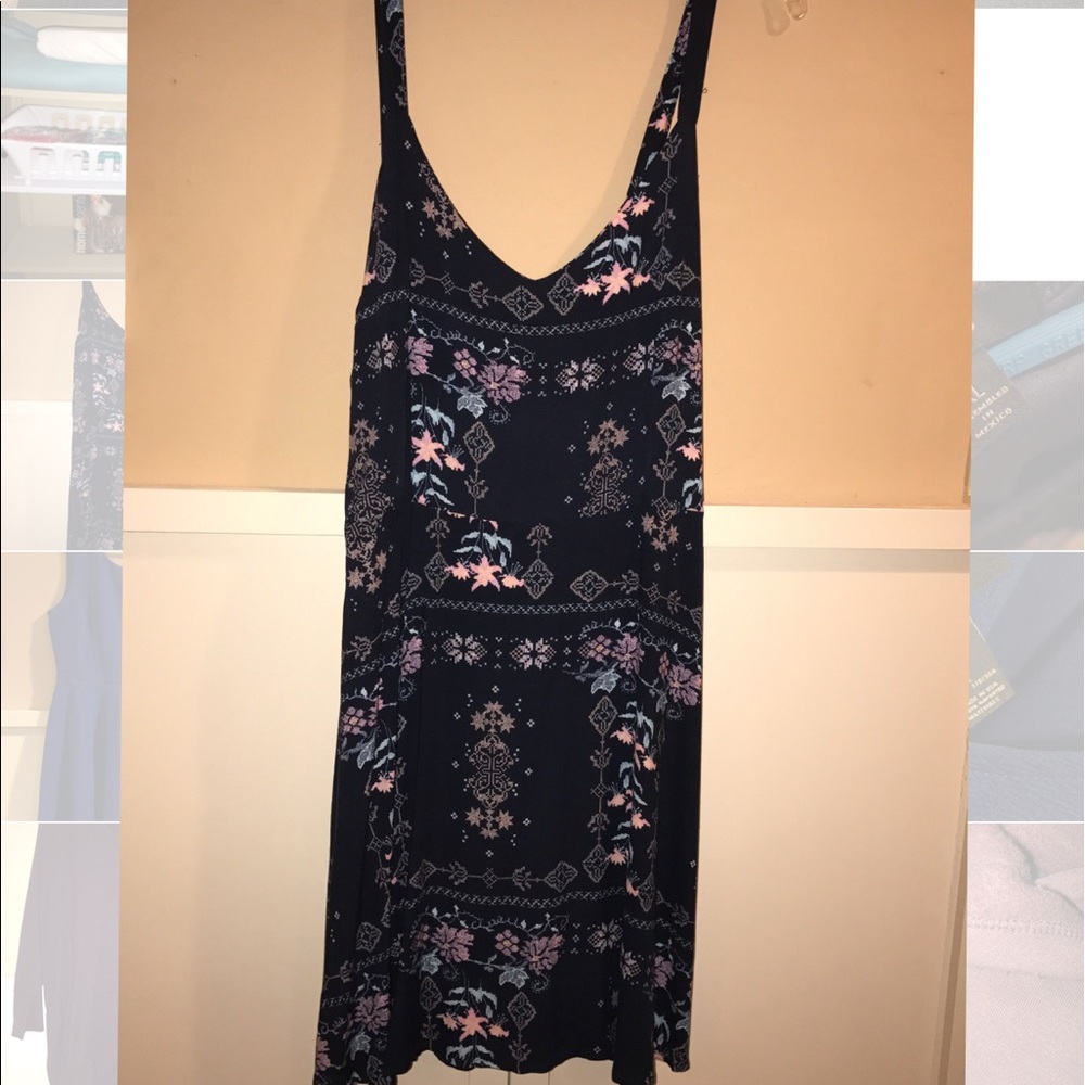 Cute dress!