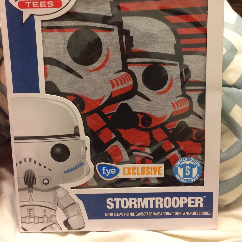 NWT Star Wars Unisex Tees! - Picture 2 of 3