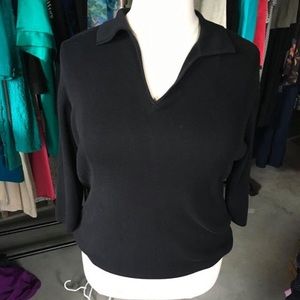 Great v neck sweater!